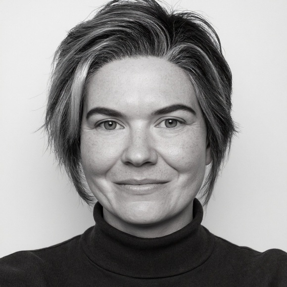 Meet your Posher, Jewels - Picture 1 of 2